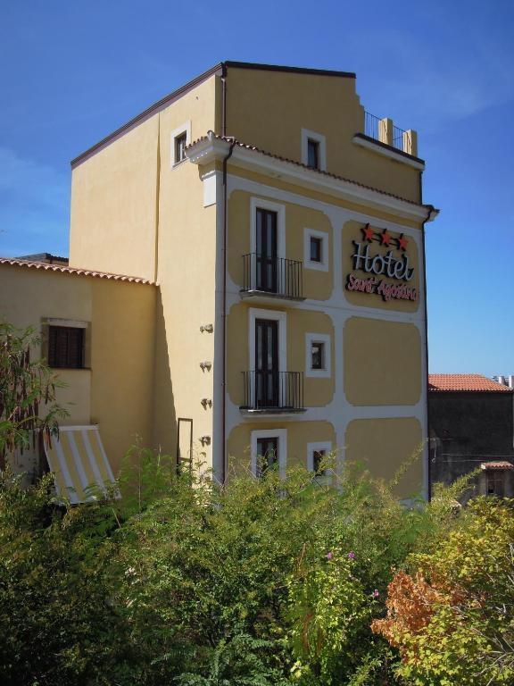 Sant'Agostino Guest Rooms Paola Exterior foto